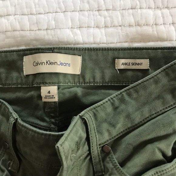 Pants - Picture 3 of 4